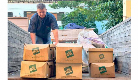 Retiran más de 5.000 kilos de documentos en desuso del Archivo General del Poder Judicial.