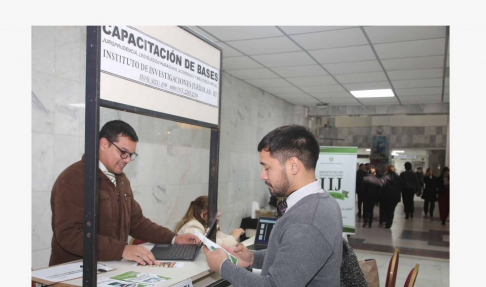 Realizan capacitaciones gratuitas sobre base de datos jurídicos.