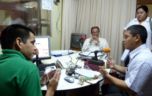 Los representantes del Poder Judicial durante su participación en un programa radial