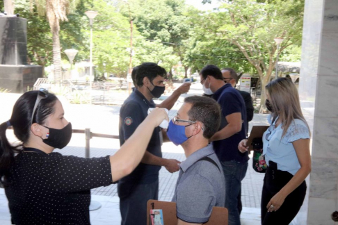 Recuerdan uso obligatorio del tapaboca en todo momento.