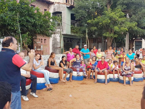 Abogado Rigoberto Zarza en la inauguración del Centro Comunitario de la Chacarita.