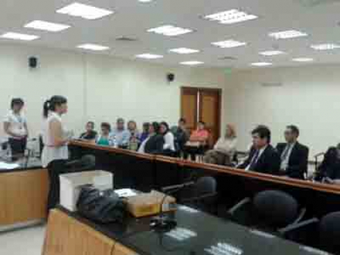 Momento de la reunión entre funcionarios del Programa de Facilitadores Judiciales y jueces de Paz.