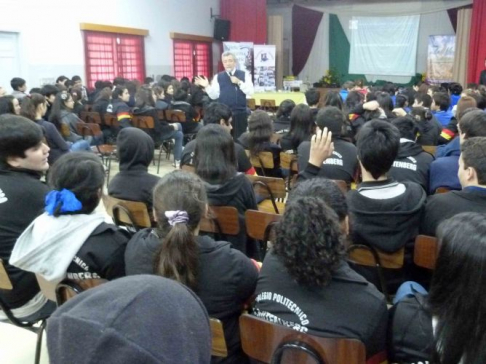 Numerosos alumnos participaron de la campaña educativa en su módulo.