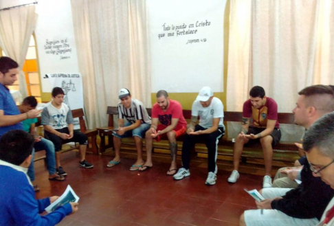 El taller terapéutico sobre autoconocimiento, estuvo a cargo de la Supervisión General de Penitenciarías de la Corte Suprema de Justicia.