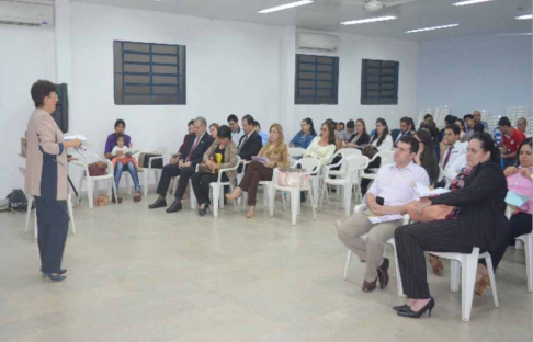 La magistrada Irma Alfonso de Bogarín habló sobre la Responsabilidad Penal Adolescente.