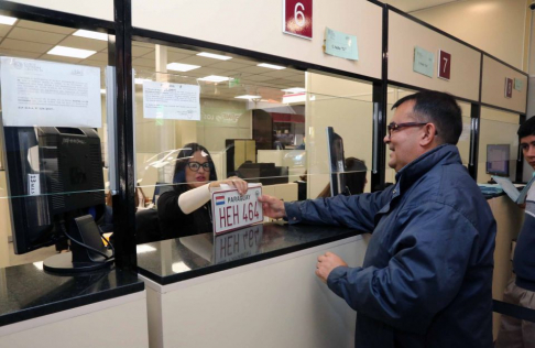 Las autoridades judiciales recuerdan a la ciudadanía que la chapa es imprescindible para circular porque sirve para identificar cualquier vehículo terrestre, de 2, 3, 4 o más ruedas, que circula por las rutas del país. 