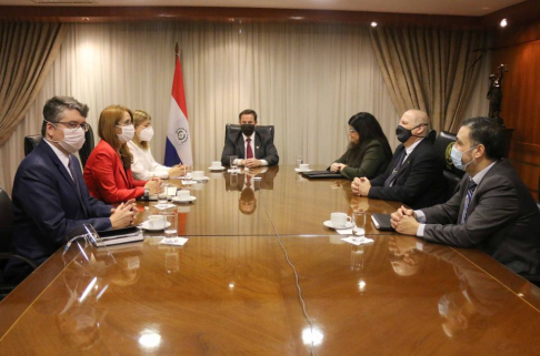 La reunión tuvo como objetivo establecer y coordinar acciones de trabajo para el mejoramiento del sistema judicial.