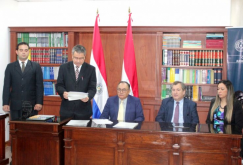 El sorteo se realizó en presencia del presidente de la CSJ, doctor Eugeni Jiménez Rolón.