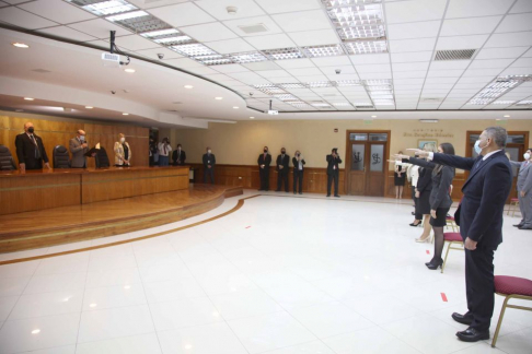 Ministros tomaron juramento a magistrados y agentes fiscales