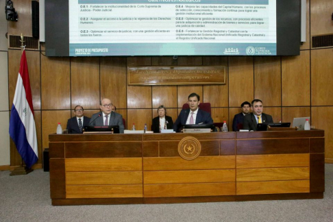 Titular de la Corte Suprema, doctor César Diesel defendió el presupuesto 2026 ante la Comisión Bicameral.