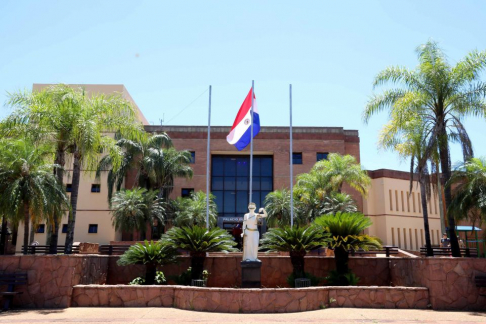 El Consejo de Superintendencia de la Corte Suprema de Justicia declaró asueto judicial y dispuso la suspensión de plazos procesales para la ciudad de Coronel Oviedo, Circunscripción Judicial de Caaguazú, para el miércoles 7 de octubre de 2026.