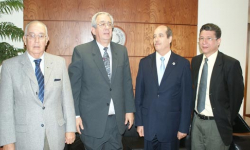 Presidente de la Corte Suprema y ministros se reunieron con el coordinador del Programa de Facilitadores Judiciales