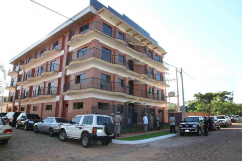 El local se halla ubicado sobre las calles Cecilio Báez y Ángel Torres, zona norte de Fernando de la Mora.