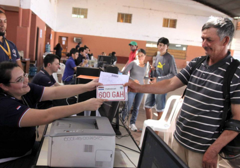 La actividad culminó con éxito, ya que se expidieron más de 650 matriculaciones.
