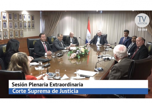 Decisiones de la Plenaria Extraordinaria de la Corte Suprema de Justicia