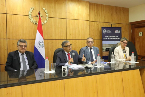 El ministro de la Corte Suprema de Justicia  doctor Manuel Ramírez Candia, encabezó este viernes 7 de noviembre la segunda jornada del Diplomado Multifuero en Ciencias Jurídicas – Módulo III.