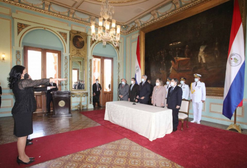 Participaron del juramento autoridades de distintos poderes del Estado, invitados especiales, entre otros.