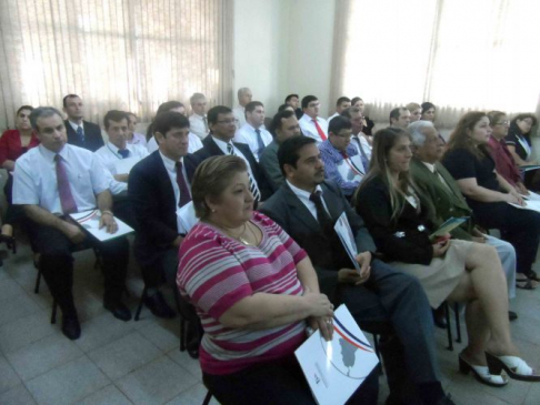 Magistrados y actuarios participaron de las jornadas de capacitación sobre el Código del Buen Gobierno.