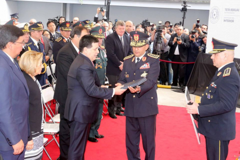 Lanzamiento del Manual y Doctrina de Inteligencia, con presencia del presidente de la República, Horacio Cartes.