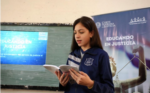 El Departamento de Educación en Justicia de la Corte Suprema de Justicia llevó a cabo este lunes el módulo educativo “El Juez que Yo Quiero” en la Escuela Básica N° 3.946 La Fortuna en Caaguazú.. 