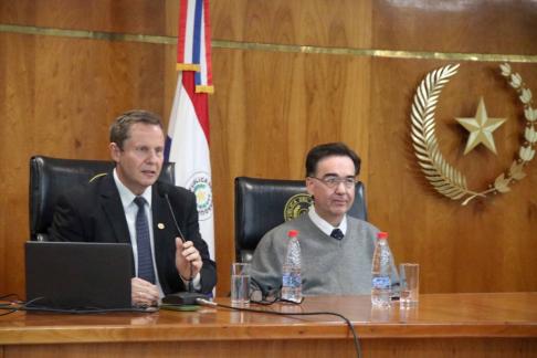 El presidente de la Corte Suprema de Justicia y ministro enlace del Centro Internacional de Estudios Judiciales (CIEJ), doctor Alberto Martínez Simón, disertó en el marco de la culminación del Diplomado de Actualización de la Etapa de Ejecución Penal.