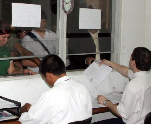 Más de 35.000 permisos han expedido la Oficina de Legalización