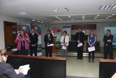 Durante la presentación del programa "Hablemos de Justicia".