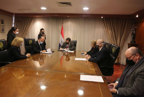 Esta mañana se realizó la firma de convenio sobre la implementación del Oficio Judicial Electrónico con el Banco BASA.