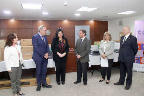 Secretaría de Género recibió equipos informáticos para fortalecimiento de la atención en oficinas regionales.