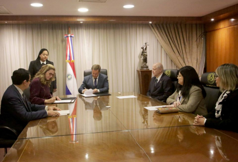 Corte Suprema y MSPyBS rubrican convenio para implementar el Oficio Judicial Electrónico