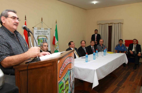 El titular de la Corte, doctor Antonio Fretes, resaltó la importancia de concienciar a la gente sobre la necesidad de proteger el medio ambiente.
