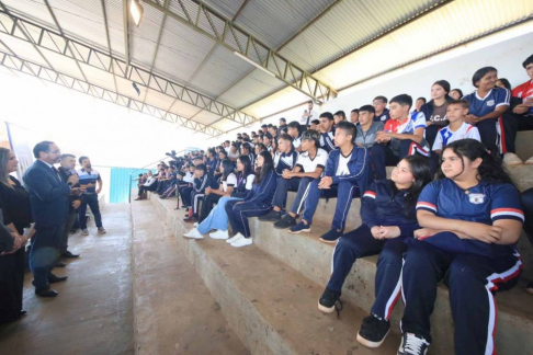 Cierre del ciclo de charlas educativas del Programa Educando en Justicia en Concepción, con el acompañamiento del presidente del Consejo de Administración, Favio Cabañas.