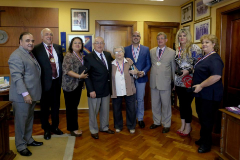 El ministro Miguel Óscar Bajac en compañía de los directores.