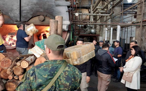 Magistrados supervisaron destrucción de más de 1.900 kilos de marihuana incautada.
