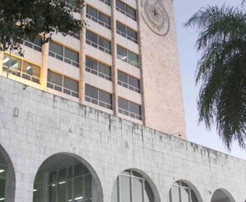 Fachada del Palacio de Justicia de Asunción.