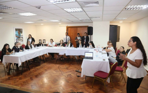 La consultora Selva Etcheverri explicó que se encuentra en evaluación el protocolo establecido en la Acordada N° 1.669/2022, que prevé un mecanismo específico para la atención de casos de violencia en el ámbito laboral del Poder Judicial.