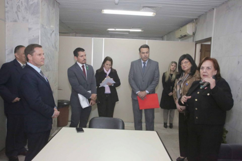 Analizan realizar mejoras en infraestructura y seguridad de la Oficina de Atención Permanente.