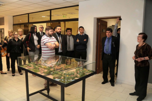 Alumnos de la carrera de Derecho de la UTCD visitaron el Museo de la Justicia, en el Palacio de Justicia de Asunción.