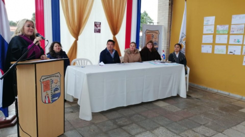 Dra. María Teresa González de Daniel, presidenta de la Circunscripción Judicial de Central dirigiéndose a los presentes.