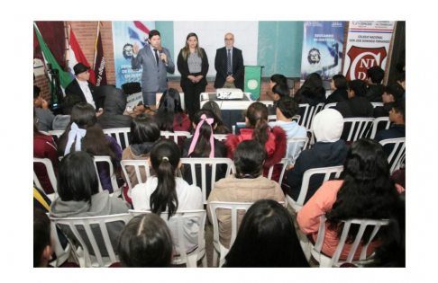 El encargado del Departamento de Educación en Justicia, magíster Aldo Ávalos, tuvo a su cargo la apertura de la jornada.