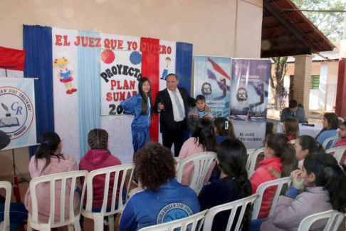 Prosiguen las charlas educativas en Caaguazú.