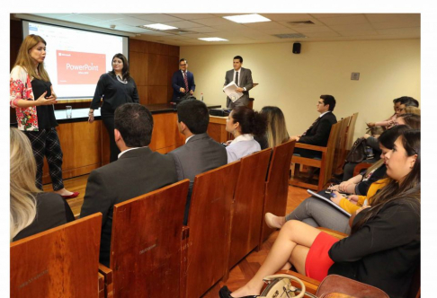 La apertura del curso estuvo a cargo de la abogada Nury Montiel, titular de la Dirección de DD.HH.
