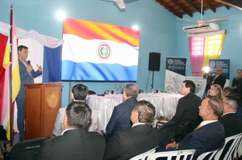  Ministros Ríos y Santander desarrollaron jornada de trabajo en Ybytymi.