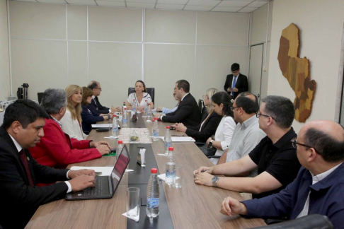 Reunión interinstitucional para coordinar acciones relacionadas a normativa registral del ámbito automotor