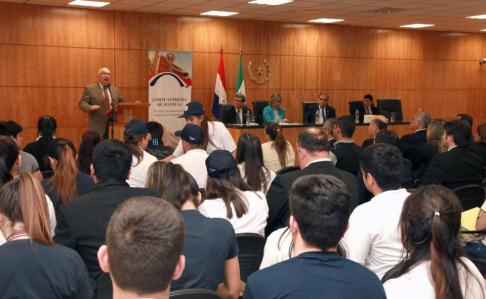 El ministro responsable del SNFJ, Miguel Oscar Bajac, agradeció a las autoridades y presentes en general