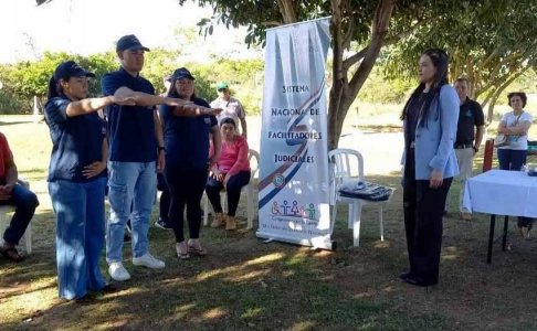 Tomaron juramento a nuevos Facilitadores Judiciales de San Juan Bautista.