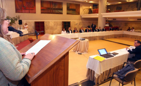 La directora de Mediación del Poder Judicial, Gladys Alfonso de Bareiro, dio las palabras de apertura del curso.