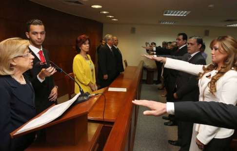 Juramento de rigor a jueces del interior.