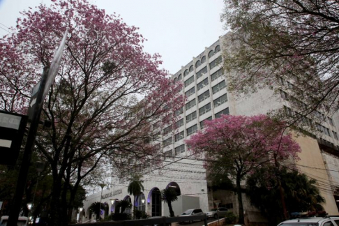 Pausa temporal de servicios judiciales por renovación de servidor