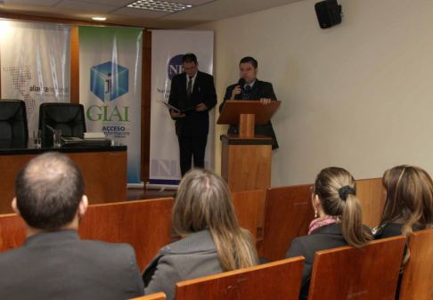 El director de Comunicación de la Corte Suprema de Justicia, magíster Luis Giménez, explicó los alcances del taller.